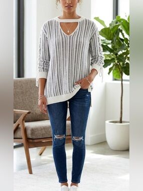 Rock & Republic Ivory and Charcoal Striped V-Neck Tie-Sleeve Sweater Size XL